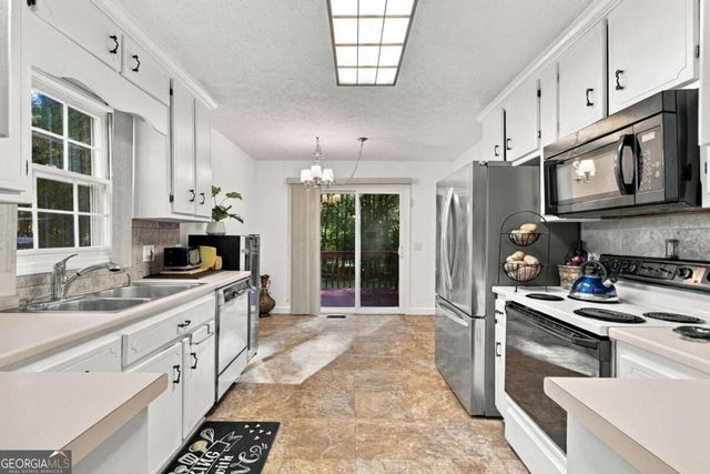 322 Mariner Circle, Woodstock, GA 30189
