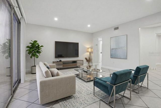 546 ORANGE DRIVE 13, Altamonte Springs, FL 32701