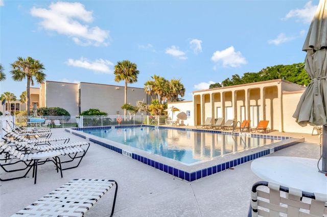546 ORANGE DRIVE 13, Altamonte Springs, FL 32701