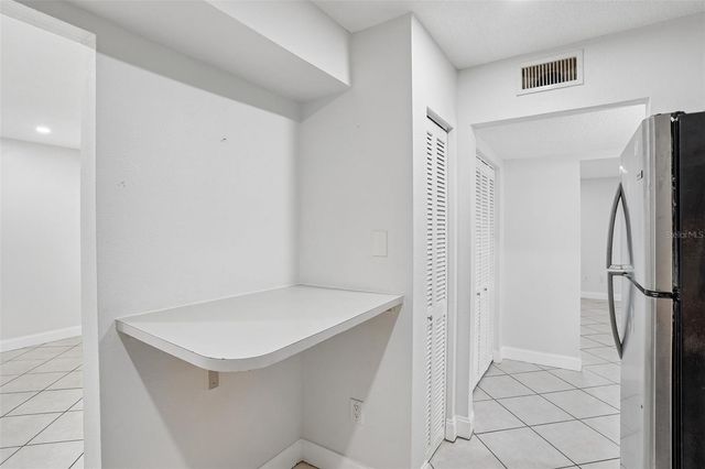 546 ORANGE DRIVE 13, Altamonte Springs, FL 32701