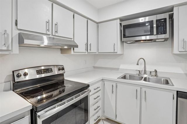 546 ORANGE DRIVE 13, Altamonte Springs, FL 32701
