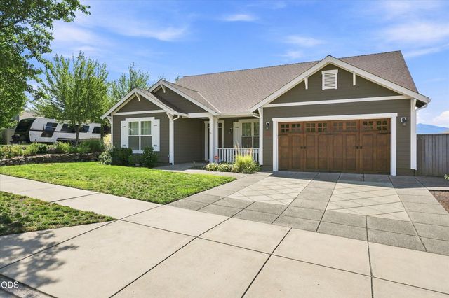 3686 Windgate Street, Medford, OR 97504