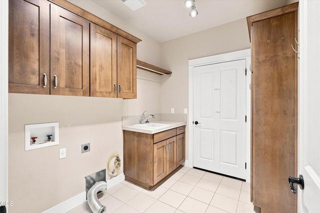 3686 Windgate Street, Medford, OR 97504