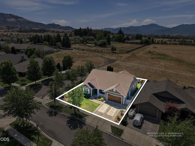 3686 Windgate Street, Medford, OR 97504