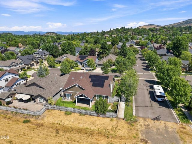 3686 Windgate Street, Medford, OR 97504