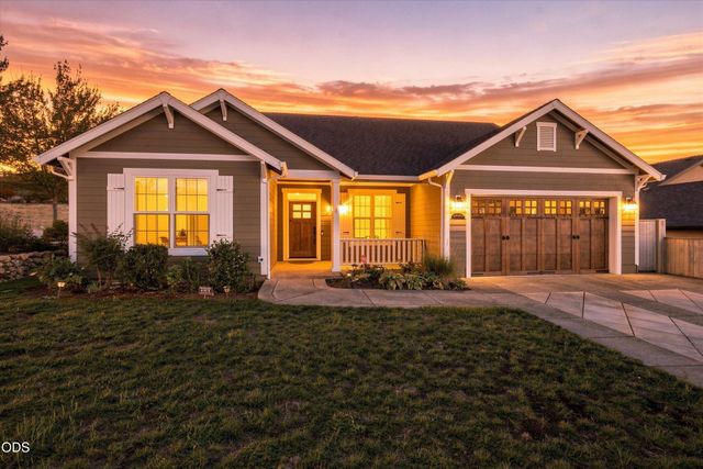 3686 Windgate Street, Medford, OR 97504