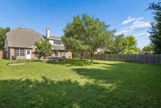 112 Crystal Court, Richardson, TX 75081