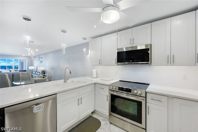 26000 Hickory BLVD 105, Bonita Springs, FL 34134