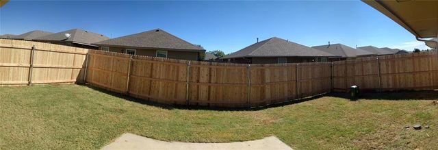 416 Cherokee Gate Drive, Yukon, OK 73099