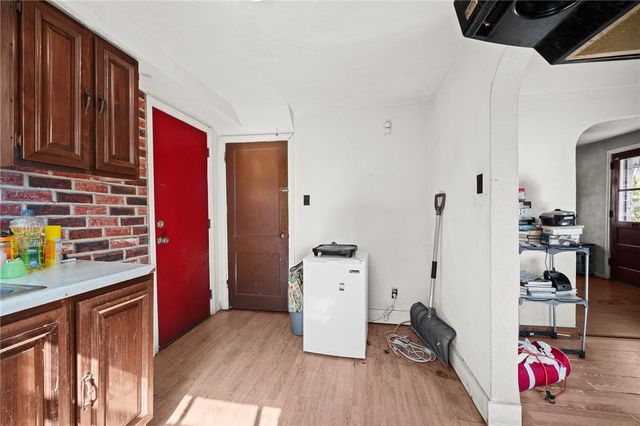 811 N State, Clairton, PA 15025