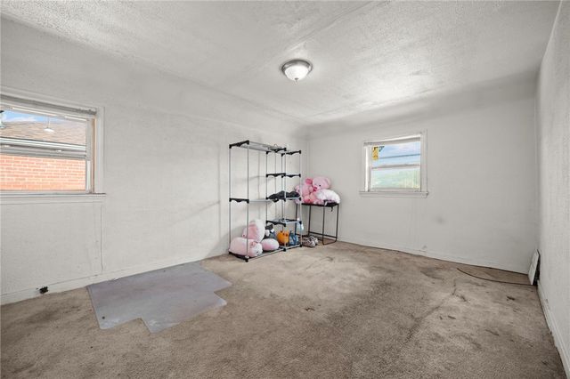 811 N State, Clairton, PA 15025