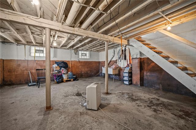 811 N State, Clairton, PA 15025