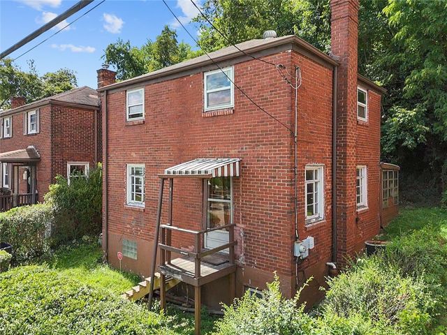 811 N State, Clairton, PA 15025