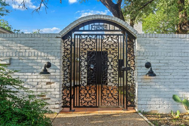 4202 N Hills DR, Austin, TX 78731