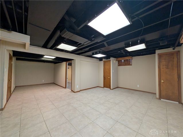 445 Peach Orchard Avenue, Dayton, OH 45419