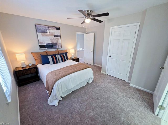 3821 Cannon Point DR, Chesapeake, VA 23321