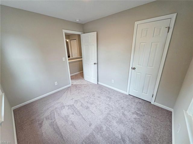 3821 Cannon Point DR, Chesapeake, VA 23321