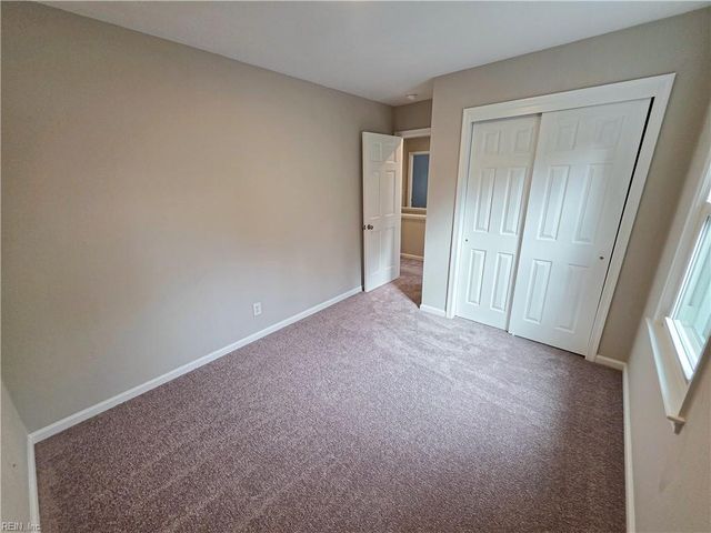 3821 Cannon Point DR, Chesapeake, VA 23321