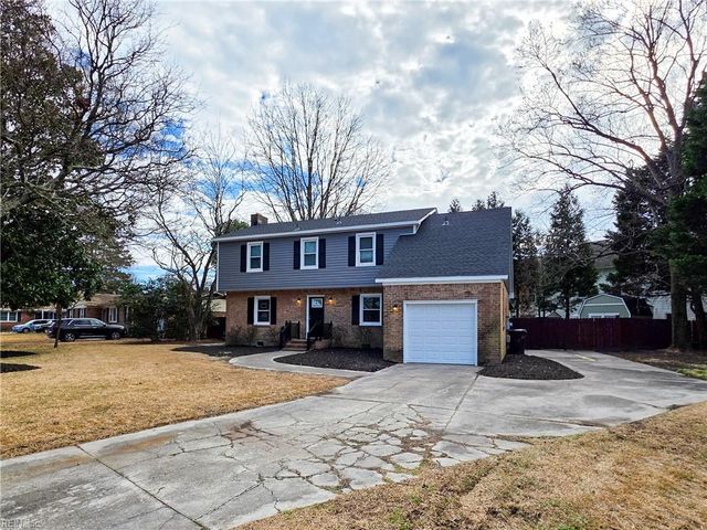 3821 Cannon Point DR, Chesapeake, VA 23321