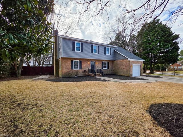 3821 Cannon Point DR, Chesapeake, VA 23321