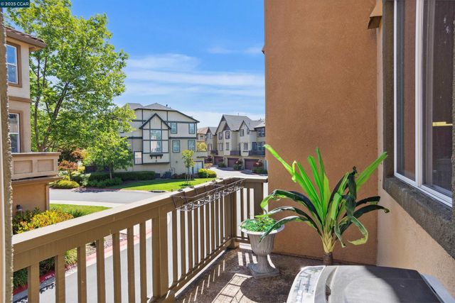 2073 Watermill Rd, San Ramon, CA 94582