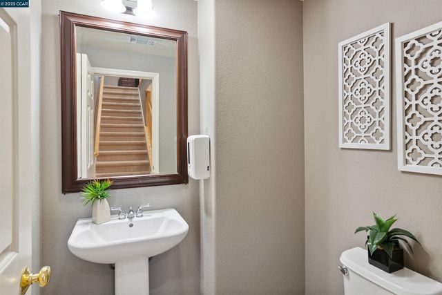 2073 Watermill Rd, San Ramon, CA 94582