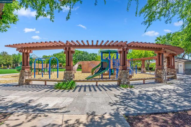 2073 Watermill Rd, San Ramon, CA 94582