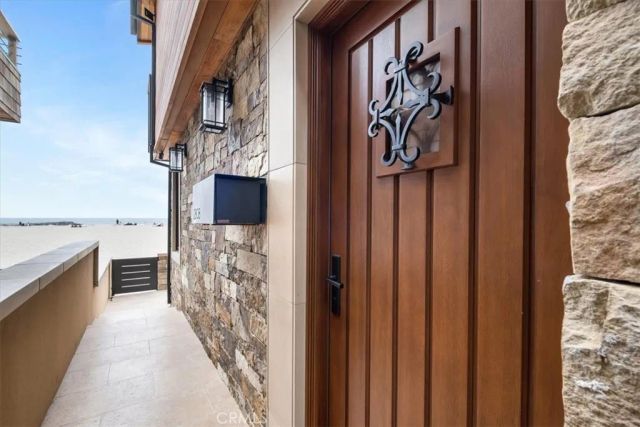 2808 W Oceanfront, Newport Beach, CA 92663