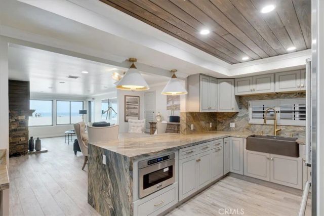 2808 W Oceanfront, Newport Beach, CA 92663