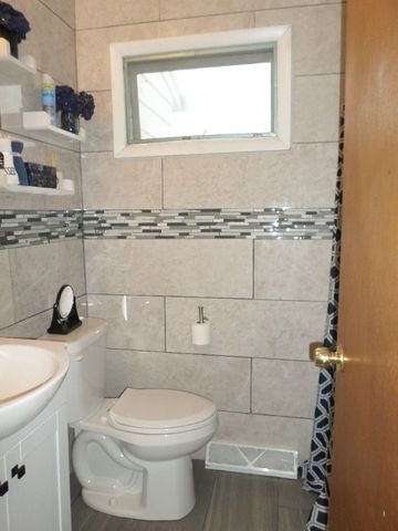 1142 E 34TH Street, Erie, PA 16504