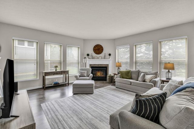 536 Apple Valley Circle, Delaware, OH 43015