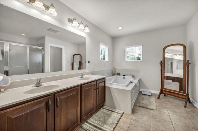 536 Apple Valley Circle, Delaware, OH 43015