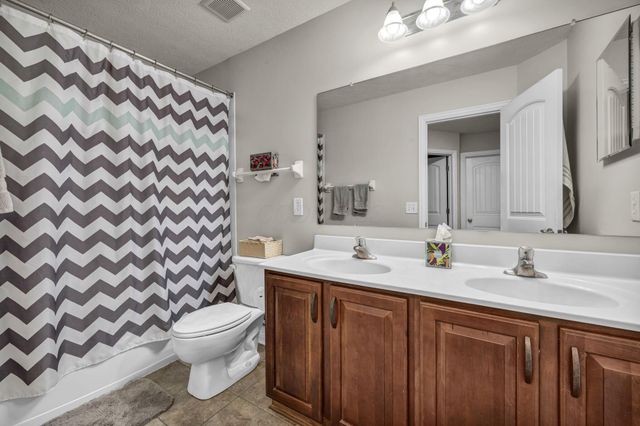 536 Apple Valley Circle, Delaware, OH 43015