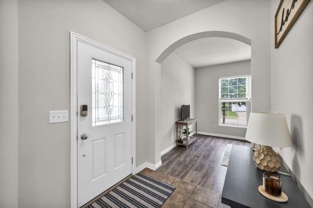 536 Apple Valley Circle, Delaware, OH 43015