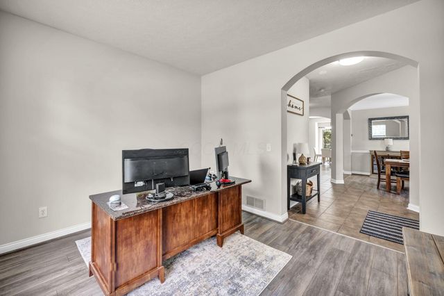 536 Apple Valley Circle, Delaware, OH 43015