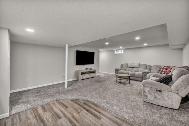 536 Apple Valley Circle, Delaware, OH 43015