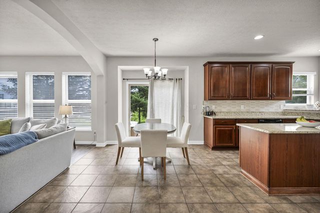 536 Apple Valley Circle, Delaware, OH 43015