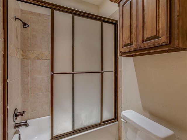 935 Silver Chase Drive, Choctaw, OK 73020