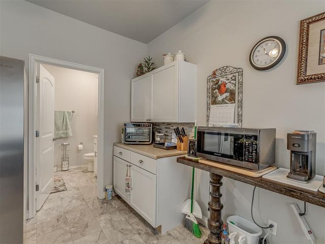 935 Silver Chase Drive, Choctaw, OK 73020