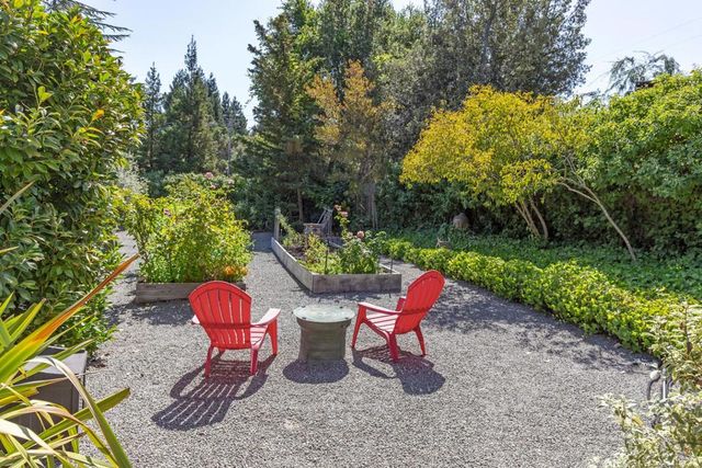 11981 Magdalena Avenue, Los Altos Hills, CA 94024