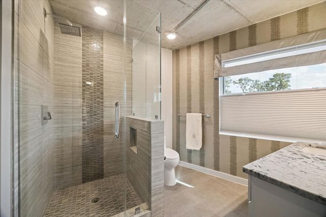 6007 Memorial Drive 304, Houston, TX 77007