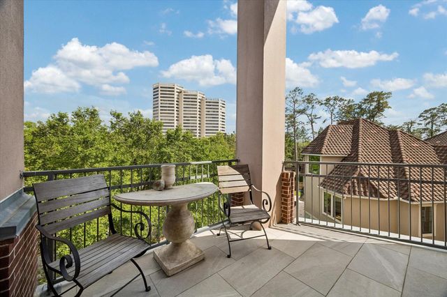 6007 Memorial Drive 304, Houston, TX 77007