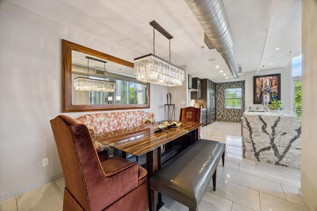 6007 Memorial Drive 304, Houston, TX 77007