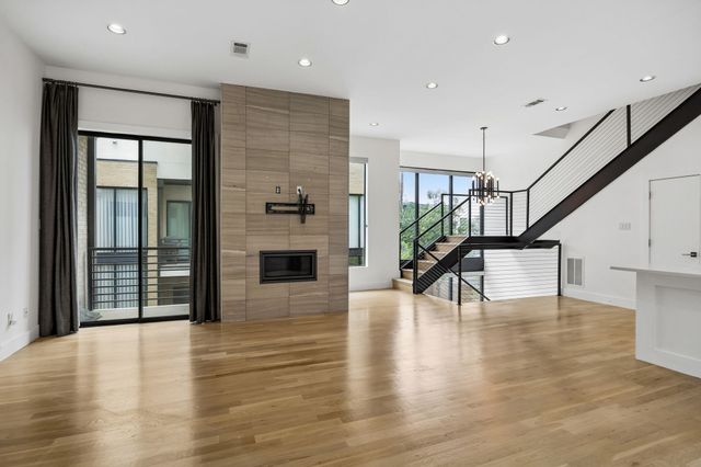 1851 Summit Avenue 4, Dallas, TX 75206