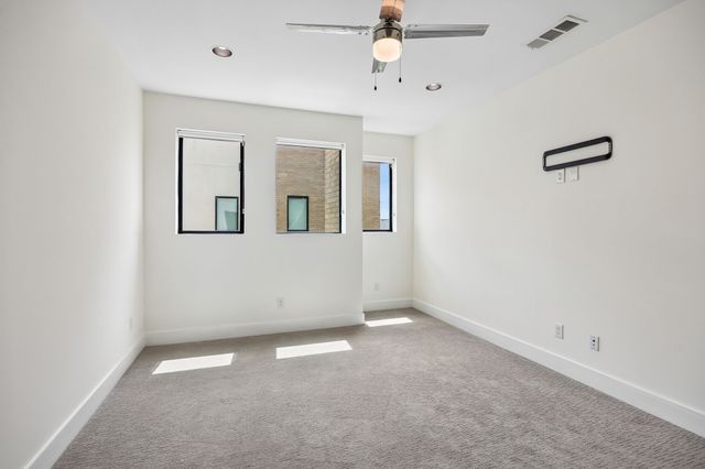 1851 Summit Avenue 4, Dallas, TX 75206