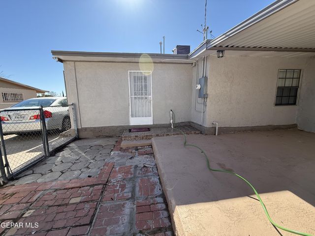 3411 LEAVELL Avenue, El Paso, TX 79904