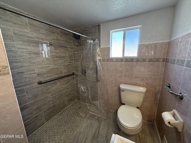 3411 LEAVELL Avenue, El Paso, TX 79904