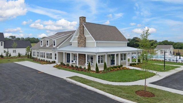 8029 Whitcroft Dr, College Grove, TN 37046