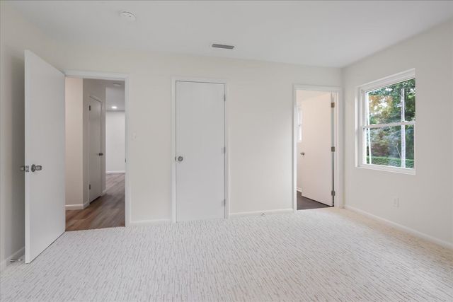 2401 Jim Lee Road, Tallahassee, FL 32301