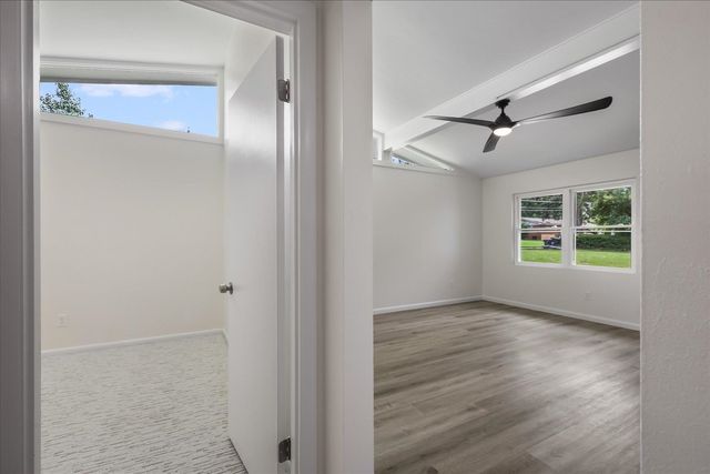 2401 Jim Lee Road, Tallahassee, FL 32301